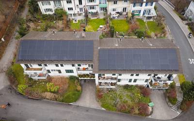 17,1 kWp mehr – Anlagen auf einem Mehrfamilienhaus mit einem Schrägdach in Winterthur