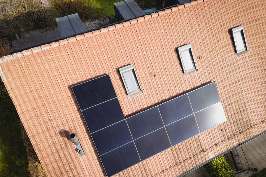8,37 kWp mehr – Anlage auf einem Doppeleinfamilienhaus mit Ziegeldach in Winterthur