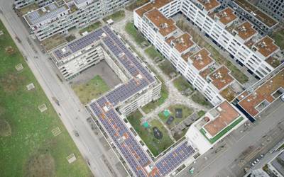 224,40 kWp mehr – Anlage auf einem Gebäudekomplex mit Dachbegründung in Winterthur