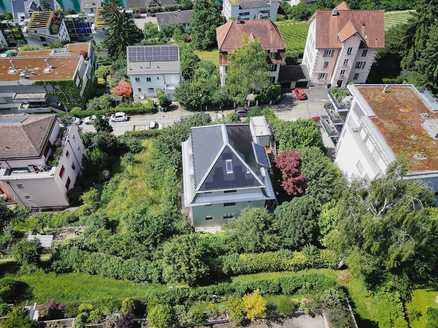 14,11 kWp mehr – Indachanlage auf einem Einfamilienhaus in Zürich