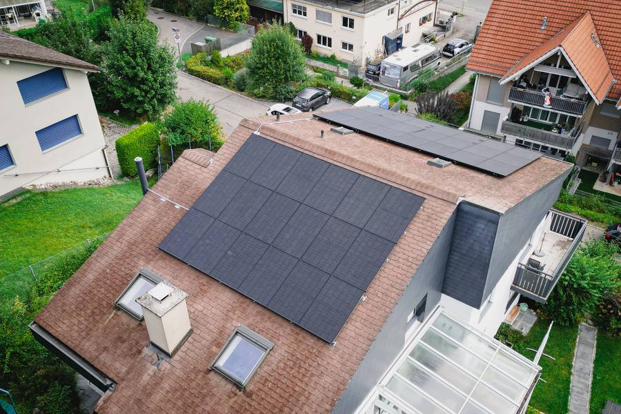 17,55 kWp mehr – Anlage auf einem Einfamilienhaus mir Ethernitdach in Rorbas