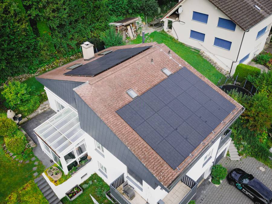 17,55 kWp mehr – Anlage auf einem Einfamilienhaus mir Ethernitdach in Rorbas